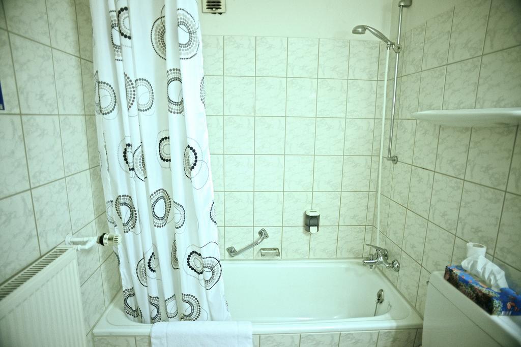 Hotel Marienhof Duesseldorf Neuss Dış mekan fotoğraf